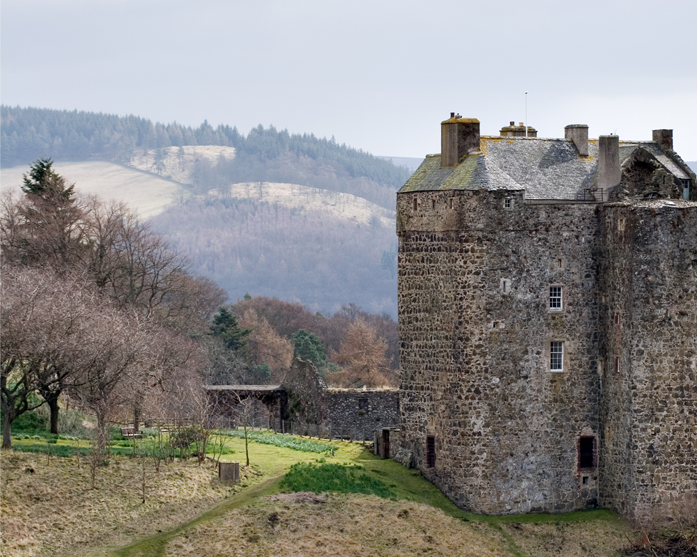 Neidpath Castle 